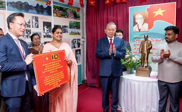 Kiểm toán nhà nước hỗ trợ nâng cấp Không gian Hồ Chí Minh và Khuôn viên tượng Chủ tịch Hồ Chí Minh tại Thư viện Công cộng Colombo